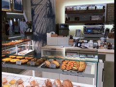 面包甜点陈列柜-Perma Café樸門(五羊店)