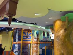 -MELAND CLUB亲子乐园•派对(虹桥万象城店)