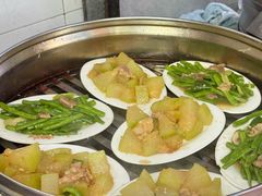 -正宗牛奇排骨饭(第一分店)