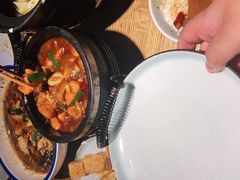 -九锅一堂酸菜鱼(万达广场店)