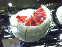 -东荟城名店仓