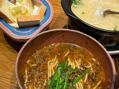 -云海肴·汽锅鸡·云南菜(天山百盛优客店)