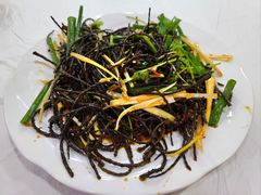 凉拌核桃花-乡土特色.冷锅鱼.牦牛肉汤锅