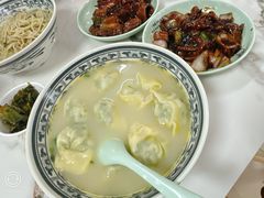 -明呈黄鱼面馆(斜土路店)