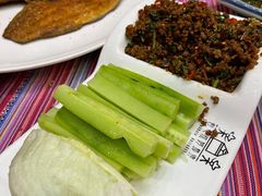 小米辣炒牛肉-香巴拉云南餐厅(华莱坞店)
