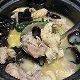 淮扬腌笃鲜，好适合冬天呀！先喝一碗热乎乎的汤，很鲜美