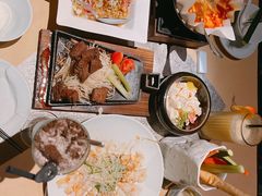 -穹六人间 people 6(岳阳路店)