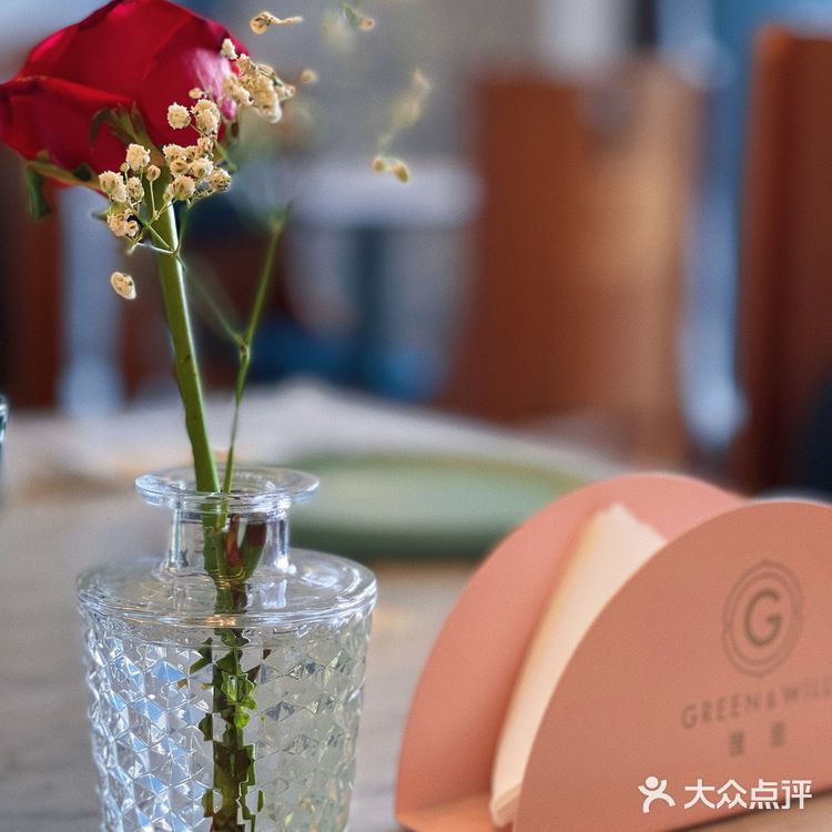 超适合情侣约会的餐厅 龙湖里一层 ️环境很棒