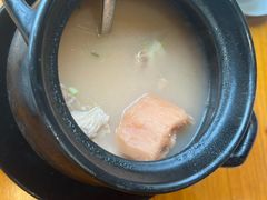 -莲餐厅·湖北菜·潜江小龙虾店(愚园路店)