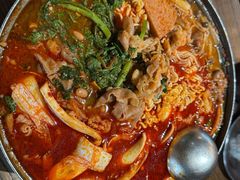 加芝士部队火锅-MI WU FACTORY米屋美食工厂餐厅(绿地店)