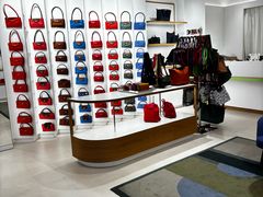 -Longchamp(佛罗伦萨小镇奥特莱斯店)