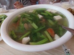 -覃记海鲜美食餐厅