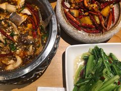 -隔壁老王·家常云南菜(花巷店)