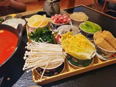 -绣园苏式火锅·开创者·腌笃鲜(大洋百货店)