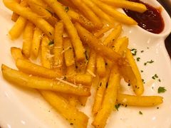 -玛格萝妮比萨屋(四平店)