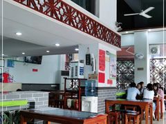 大堂-黄师奶甜品店