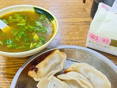 -黄阿姨锅贴大王(万航渡路店)