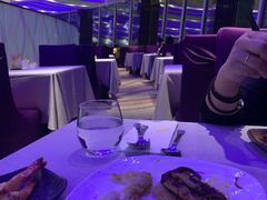-亚洲国际大酒店·云顶阁旋转自助餐厅