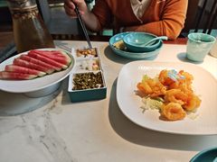 -荷塘秋月·本帮江浙菜(国权路店)