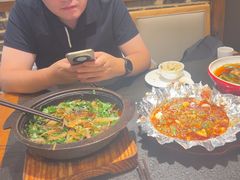 -万重锦·人文川菜馆(骡马市店)