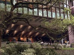 -香港大学