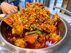 -凤凰路何眼镜香辣蟹(花果园店)