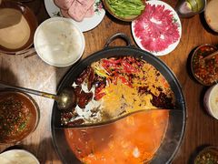 -萍姐火锅·公路夜市(武汉首店)