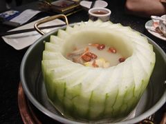 三代传承冬瓜盅-得意咚瓜·顺德鱼生·冬瓜火锅(深圳首店)