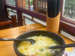 -桥香园过桥米线(国贸店)