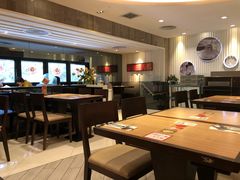 -必胜客(WOW中心城店)