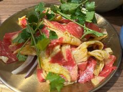 -明洞阿姨·韩式酱蟹烤肉·创意料理(方庄店)