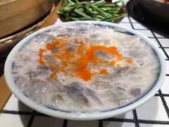 手工鱼籽虾滑-董眼镜火锅(洪崖洞总店)