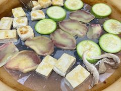 -阿昌白族石板烧·菌锅(大理古城店)