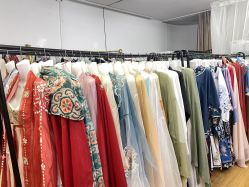 -汉仪华裳汉服馆(打浦桥店)