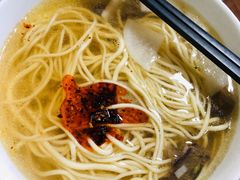-陇上全荟兰州传统牛肉面(延吉路店)