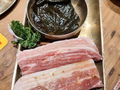 厚切五花肉-首尔朴宝·炭火烤肉(五角场店)