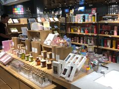 -九木杂物社(恒隆广场店)