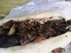 火烧夹肉-清真-戏楼王记牛肉面