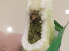 -blt精品超市(杭州城西银泰店)