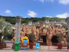 -平湖九龙山乐满地水上乐园