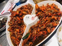 招牌十三香小龙虾-龙巢盱眙龙虾·牛蛙·烧烤宵夜(八卦岭店)