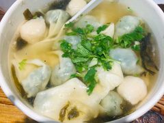 -手劲鱼丸馄饨铺(哈一百店)