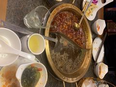 -小天鹅火锅·一线江景洪鼎旗舰店(洪崖洞店)