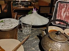 -老牌坊云南鱼豆花火锅(哈西万达店)