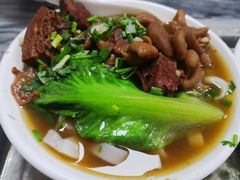 牛腩猪肠河粉-珍珍小食店(西华路店)