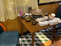 -天成·潮州牛肉脆肉鱼生蚝自助火锅