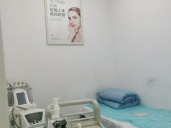 -蕾特恩专业祛痘·皮肤管理
