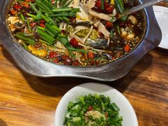 -乡土特色.冷锅鱼.牦牛肉汤锅