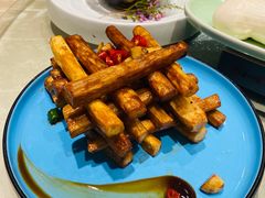 -海派美食·家宴海鲜青岛菜·石锅鲽鱼头(东方城店)