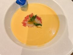 -牛YO寿喜烧·铁板烧和牛火锅自助(市府恒隆店)